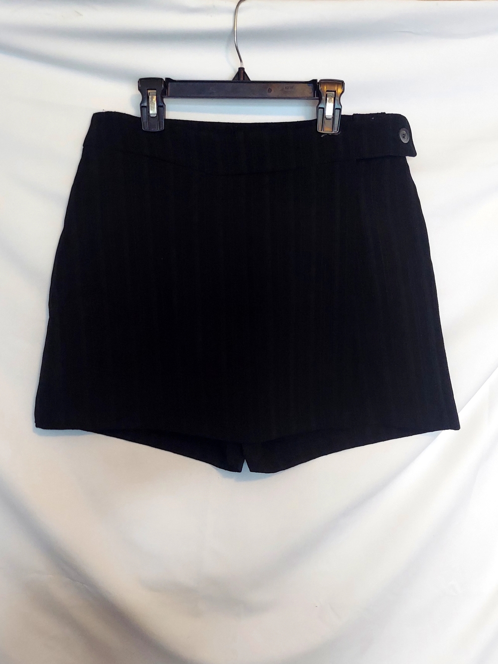 Black Women’s Tailored Shorts